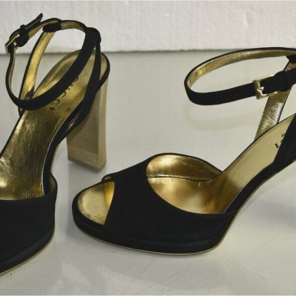 Elegant Gucci  Black Suede and Gold Women's Heels